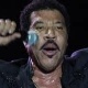 8. mar.2016 - Richie começou sua carreira em meados dos anos 1960, em grupos de R&B, e ingressou no The Commodores em 1968 ? um contrato com a Motown, um ano depois, transformaria o grupo em um hit planetário. Mesmo com todo o sucesso do grupo, o cantor partiu para uma carreira solo em 1982, agitando o mundo do pop nos anos 1980 e 1990 - Marcello Sá Barretto /AgNews