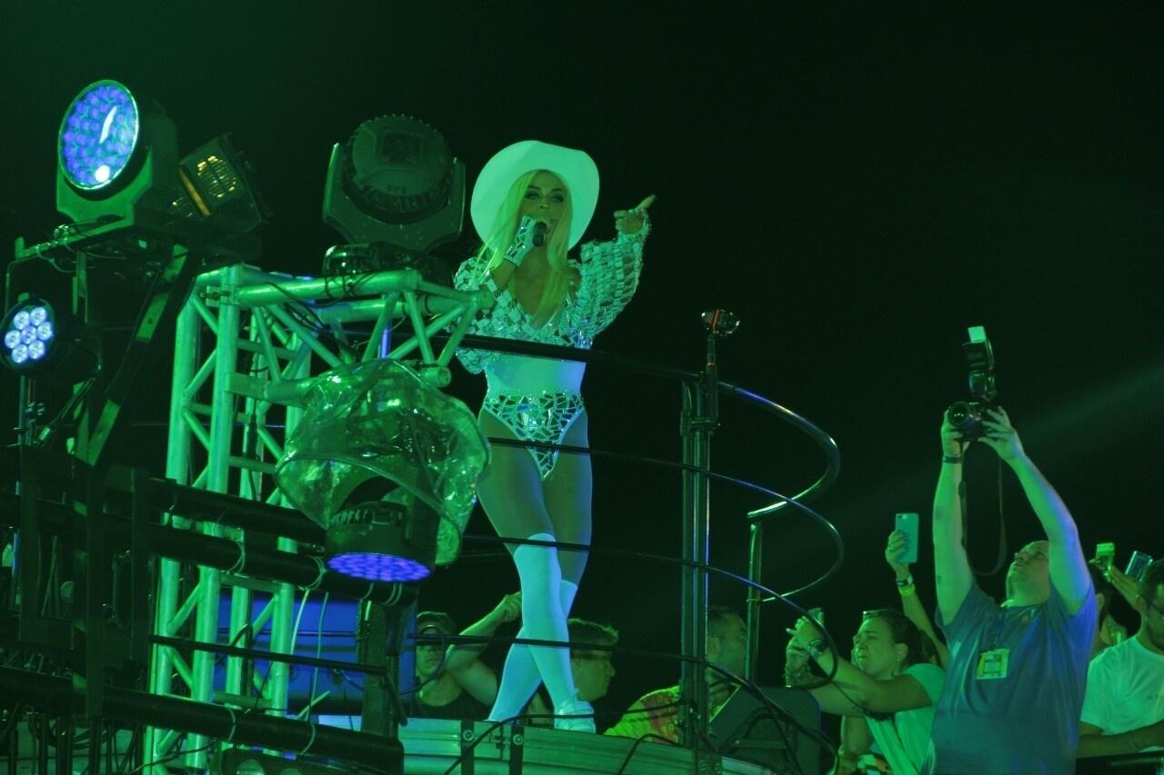 Pabllo Vittar no trio em Salvador - JC Pereira/AgNews