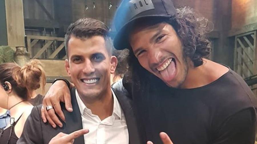 Felipe Sertanejo posa ao lado de João Zoli na final de "A Fazenda 10" - Reprodução/Instagram