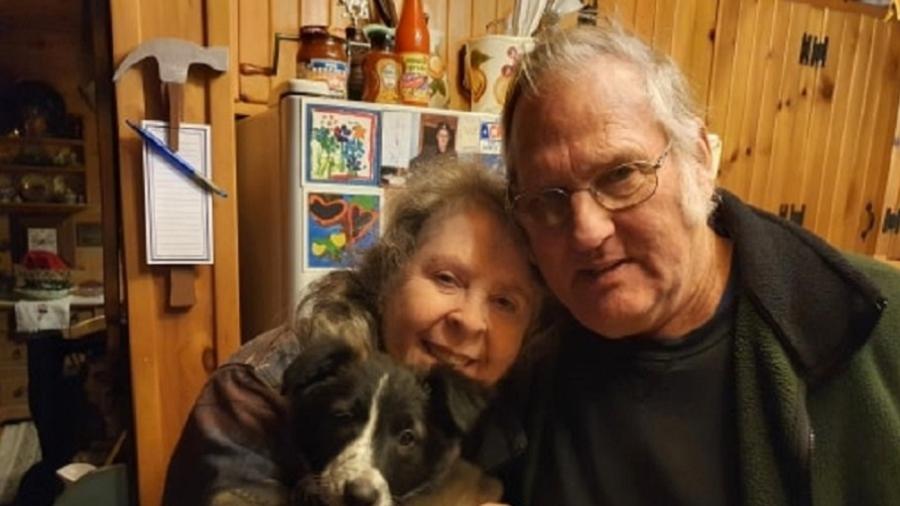 Linda e o marido, Creed, estavam casados há 49 anos - Reprodução/Facebook