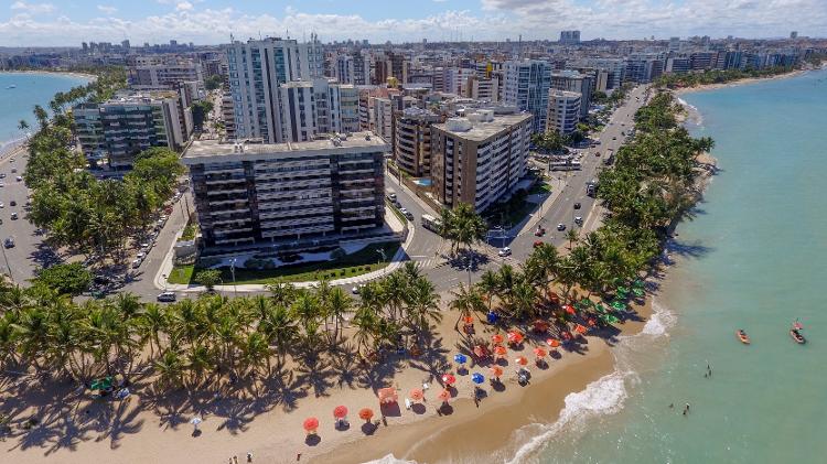Vista aérea da Praia da Ponta Verde - Sedetur – Alagoas