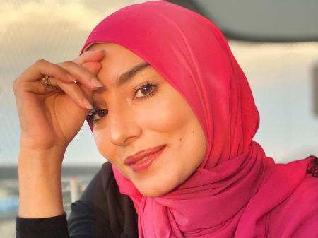 Mu&ccedil;ulmanas brasileiras usam Instagram para enfrentar intoler&acirc;ncia religiosa  - 28/10/2020 - UOL Universa