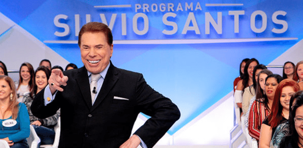 Roque, assistente de Silvio Santos, volta a ser internado em UTI após  desmaio - Entretenimento - R7 Famosos e TV