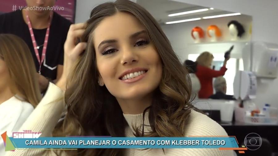 Camila Queiroz fala sobre noivado com Klebber Toledo no "Vídeo Show" - Reprodução/TV Globo