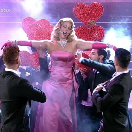 Helga Nemeczyk interpreta Madonna no "Show dos Famosos", competição do "Domingão do Faustão" - Reprodução/TV Globo - Reprodução/TV Globo