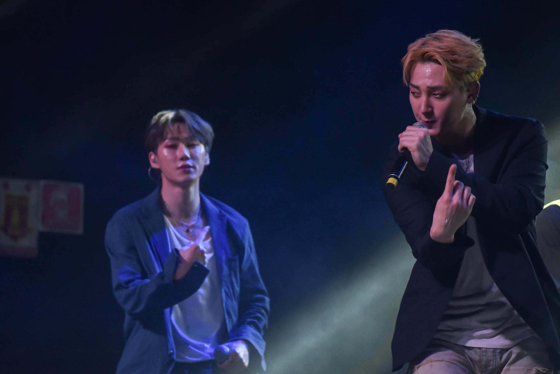 Grupo sul-coreano VAV faz show no Carioca Club, em São Paulo - Flavio Moraes/UOL