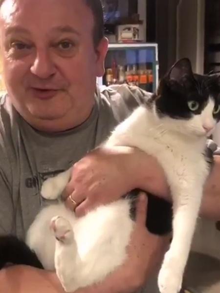 Erick Jacquin e seu gatinho Tompêro - REPRODUÇÃO/INSTAGRAM