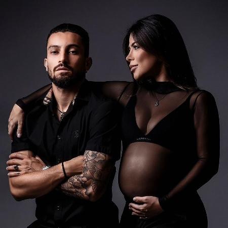 Alex e Vitória Telles esperam a primeira filha, Antonella - FK Pictures