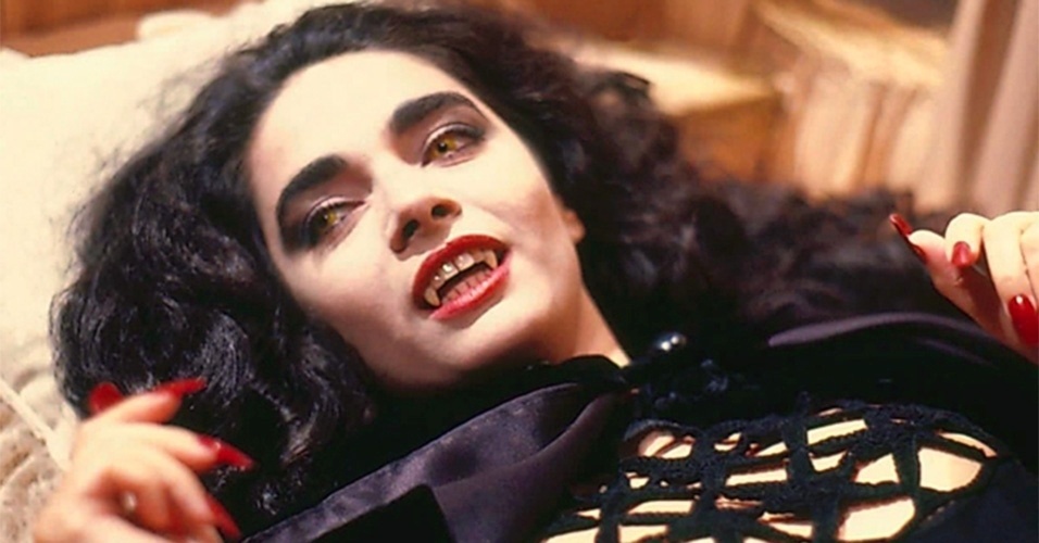 Exibida em 1991, "Vamp" foi um sucesso. As transformações dos personagem em vampiros conquistaram os telespectadores. Cláuda Ohana era uma que dava medo quando Natasha Rebelo virava uma morcegona
