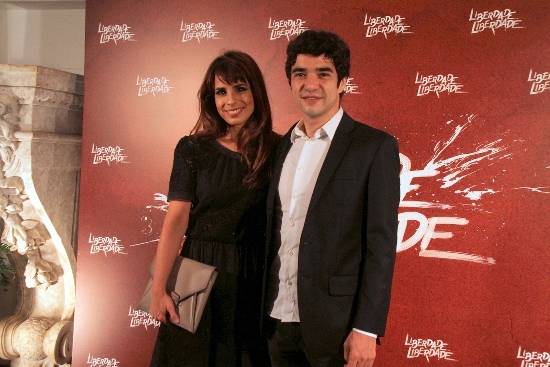 31.mar.2016 - Maria Ribeiro e Caio Blat participam da festa de lançamento da novela "Liberdade, Liberdade", no Rio de Janeiro - Thyago Andrade e Graça Paes/ Brazil News