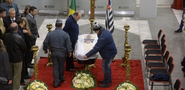 O corpo de Goulart de Andrade foi velado na Assembleia Legislativa de São Paulo - AgNews - AgNews