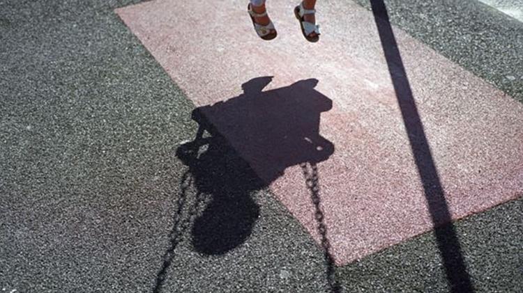 Juiz disse considerar que cirurgia poderia evitar riscos à saúde física e emocional da criança; alguns ativistas discordam - Alamy - Alamy