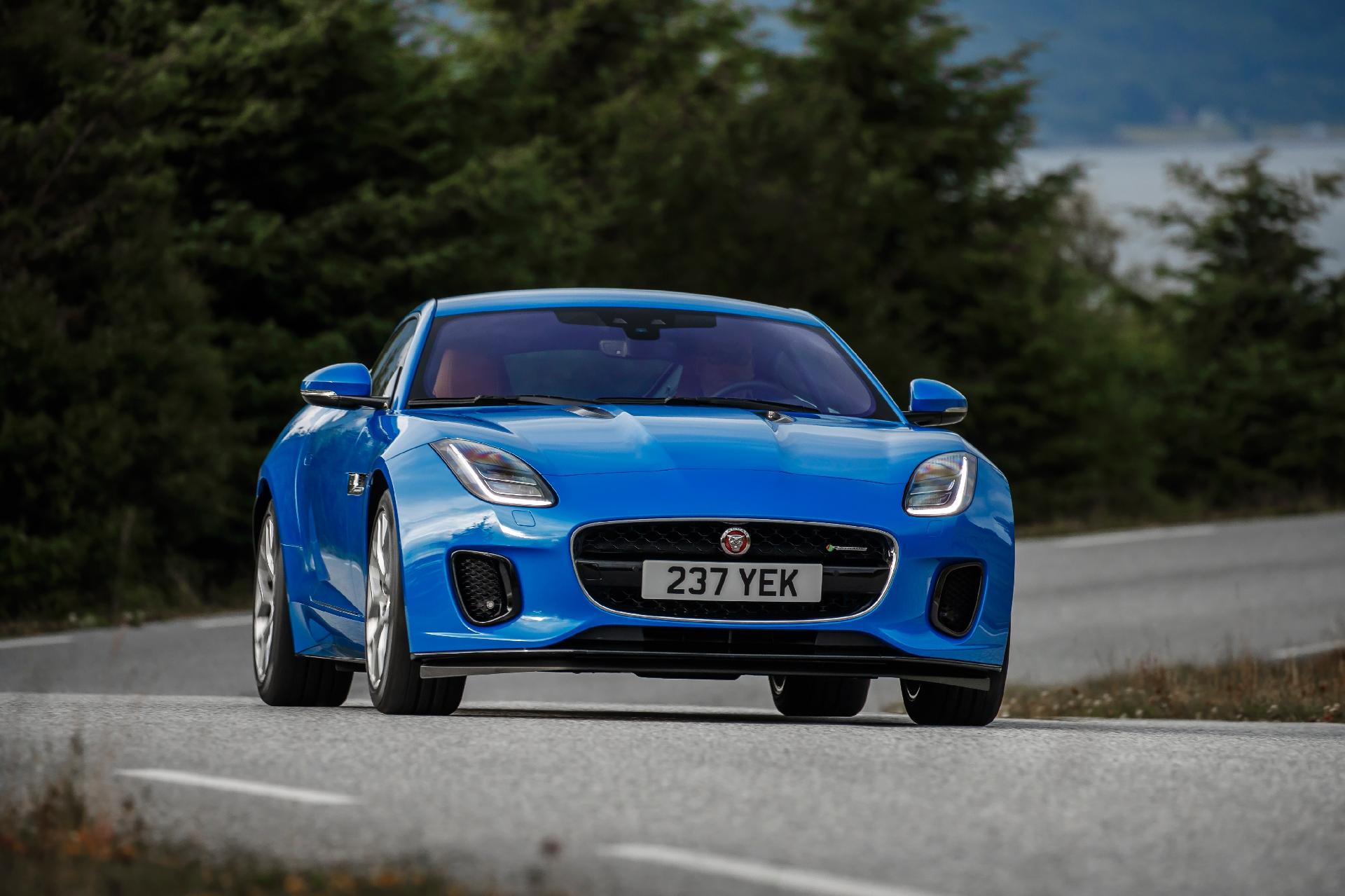 Jaguar F-Type 2.0 Turbo - Divulgação