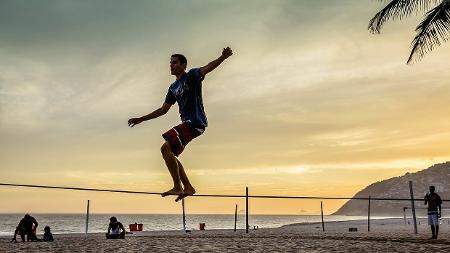 Queima de calorias no futevôlei: como emagrecer se divertindo