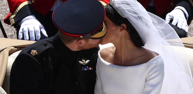 O segundo beijo de Harry e Meghan, durante a procissão - Getty Images - Getty Images