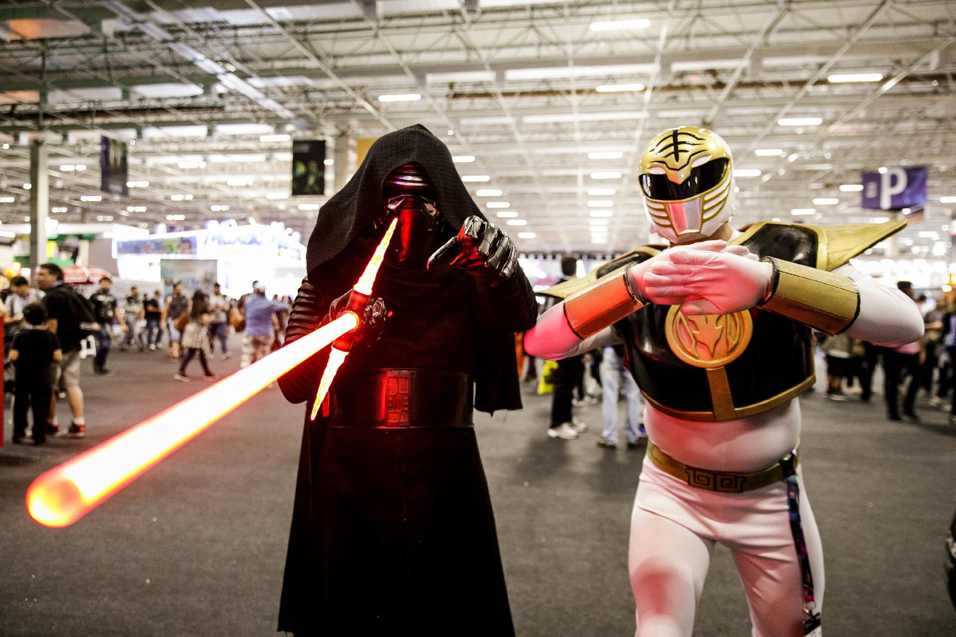 Cosplay de Star Wars e Power Rangers - Mariana Pekin/UOL