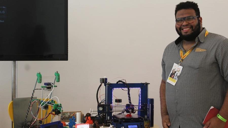 Lucas Lima criou uma impressora 3D de baixo custo que deu origem a uma startup com proposta social, iniciativa premiada - Alessandro Costa/Divulgação Shell