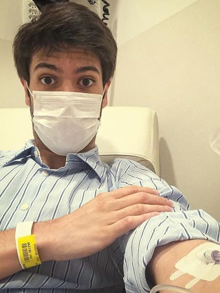 Caio Coppolla, comentarista da CNN Brasil, teve diagnóstico positivo de covid-19 - Reprodução/Instagram