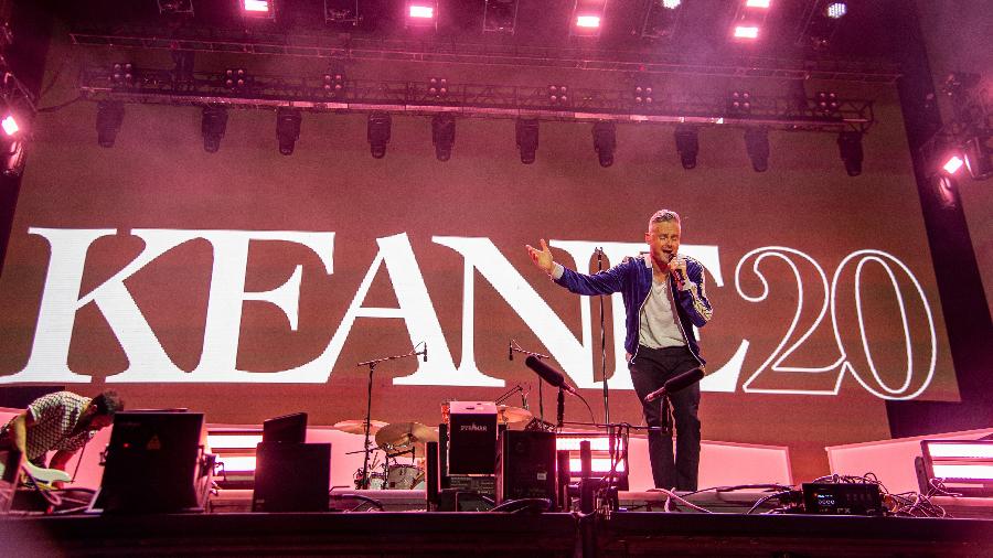 Tom Chaplin, vocalista do Keane, durante show da turnê de 20 anos no México, em março; banda inglesa se apresenta no Brasil em novembro - Medios y Media/Getty Images