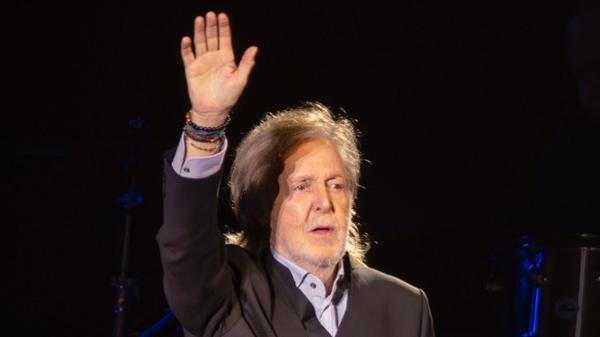 Paul McCartney durante apresentação em São Paulo, em 2023; ex-beatle se despede de sua nova turnê no país com show no sábado, em Florianópolis