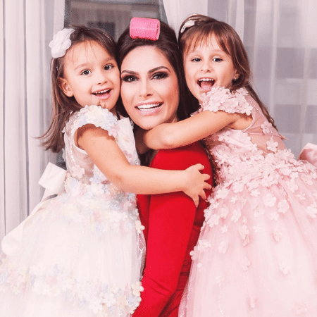 Natália Guimarães e as filhas, Maya e Kiara - Reprodução/Instagram/nataliagoficial