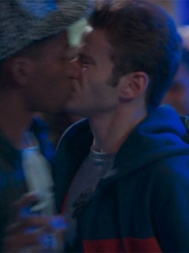 De novo, Netflix mostra beijo gay em desenho para crianças, Entretenimento