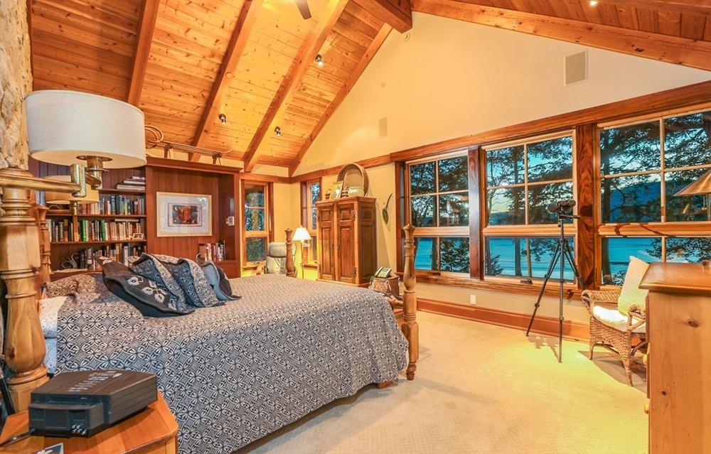 Oprah Winfrey comprou por US$ 8 milhões (cerca de R$ 32 milhões) uma mansão em Orcas Islands, a maior ilha do arquipélago de San Juan Islands, que fica entre Seattle e Vancouver - Windermere Real Estate Orcas Island/Divulgação