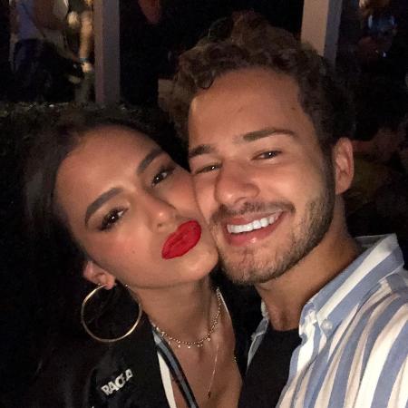 Bruna Marquezine com o amigo Victor Oliveira na festa de Tatá Werneck - Reprodução/Instagram - Reprodução/Instagram