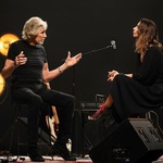Músico cede entrevista ao dominical da Globo - Facebook Roger Waters