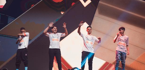 No Rio de Janeiro | Corinthians é campeão mundial de Free Fire com virada histórica