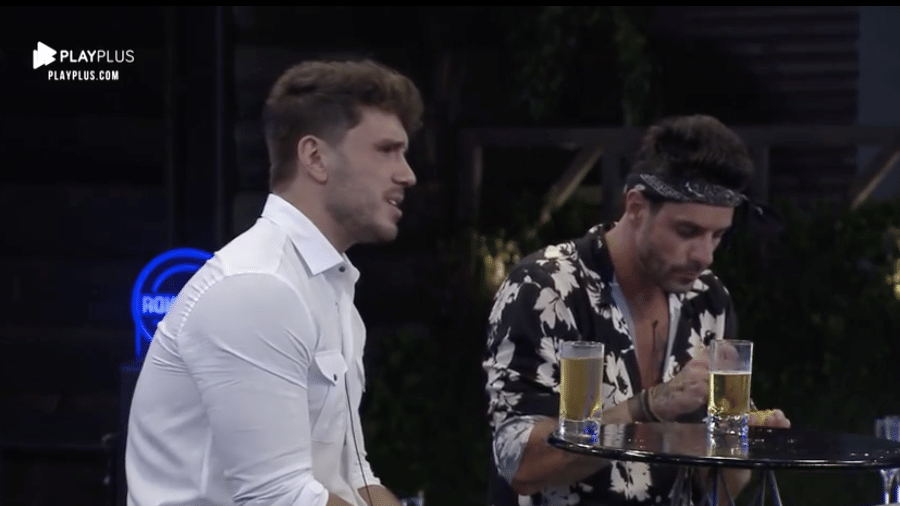Lucas e Diego conversam após festa em A Fazenda 2019 - Reprodução/RecordTV