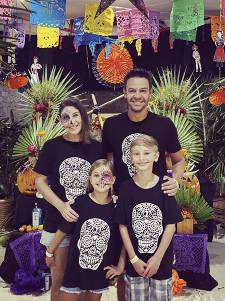 Participando do Día de Los Muertos, no México, país que encantou André - Arquivo pessoal - Arquivo pessoal