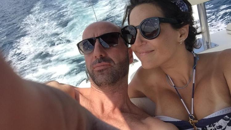 Flávia ao lado do marido durante a viagem do casal - Arquivo Pessoal - Arquivo Pessoal