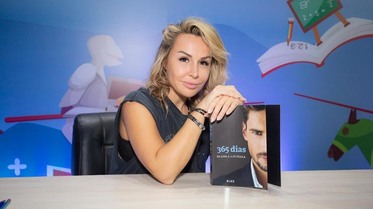 Blanka Lipinska, autora do livro '365 Dias' veio ao Brasl para participar da Bienal do Livro em São Paulo - Divulgação  - Divulgação 