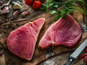 Aumenta massa muscular e reduz caloria: os benefícios do atum à saúde