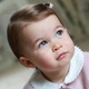 1.mai.2016 - Em comemoração ao primeiro aniversário da princesa Charlotte, Kate e William divulgaram novas fotos de sua filha mais nova, que nasceu em 2 de maio de 2015 - Reprodução/Twitter/Kensington Palace