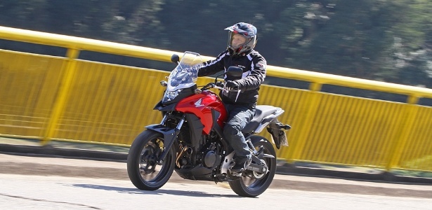 Honda CB 500X cobra R$ 29.900 para ir mais longe na estrada