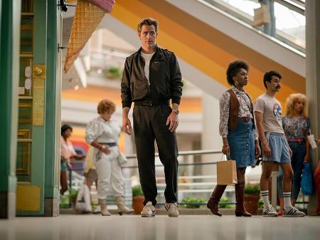 Chris Pine como Steve Trevor em cena de "Mulher-Maravilha 2" - Divulgação