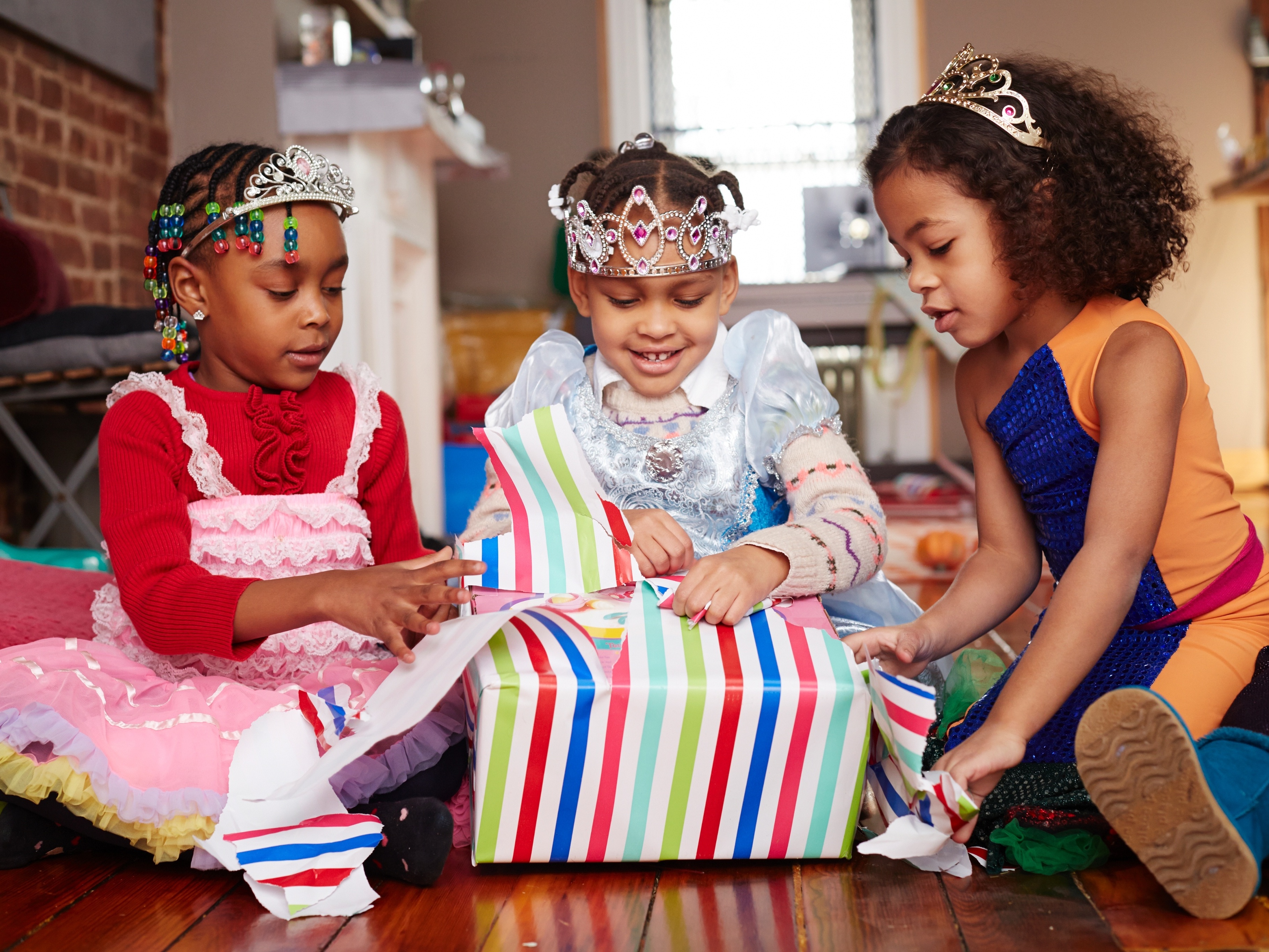 Menina de 5 anos pede para doar cabelo como presente de Natal