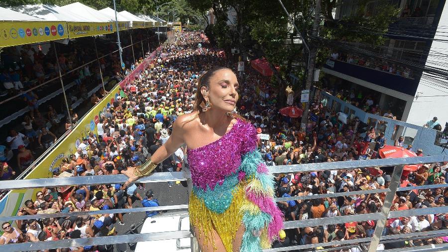 Carnaval de Salvador, que teve Ivete Sangalo entre principais nomes, movimentou 11 milhões de foliões