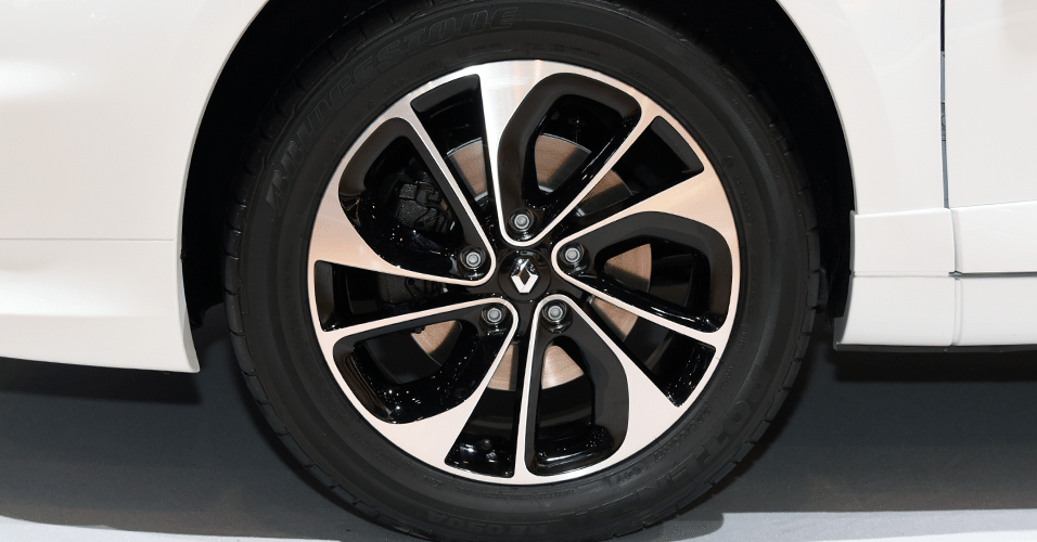 Renault Fluence GT no Salão de Buenos Aires - Murilo Góes/UOL