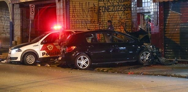 Polícia atende a um chamado de acidente em São Paulo (SP) - Leonardo Benassatto/Futura Press/Folhapress - Leonardo Benassatto/Futura Press/Folhapress