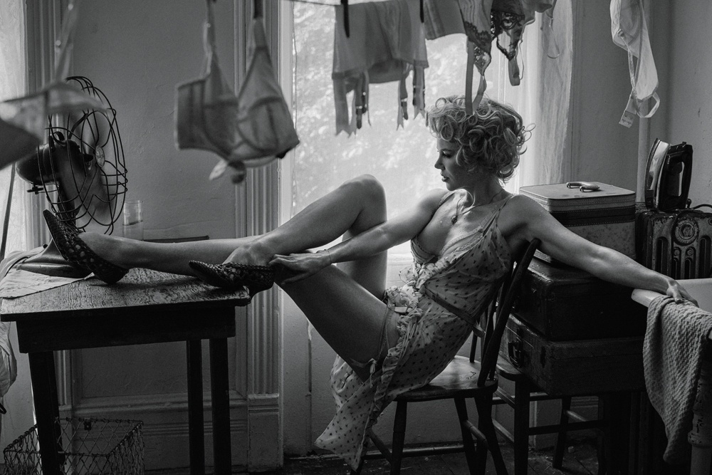 Nicole Kidman faz fotos para ensaio em preto e branco da edição de outubro da revista "Interview" - Divulgação/Interview Magazine