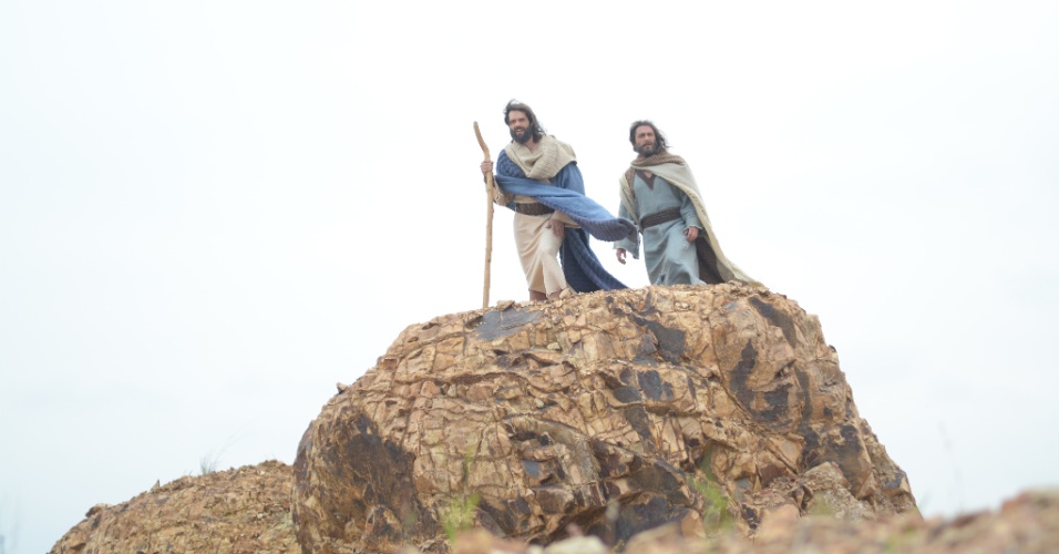 Moisés e Arão invocam a sétima praga