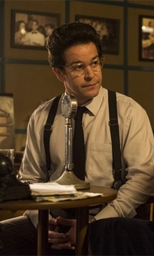 Saulo (Murilo Benício): Homem visionário, começa como vendedor de aparelho de rádio e consegue se tornar um grande empresário, dono da rádio e da TV Guanabara. Tem Verônica (Débora Falabella) como seu grande amor - Estevam Avellar/ TV Globo