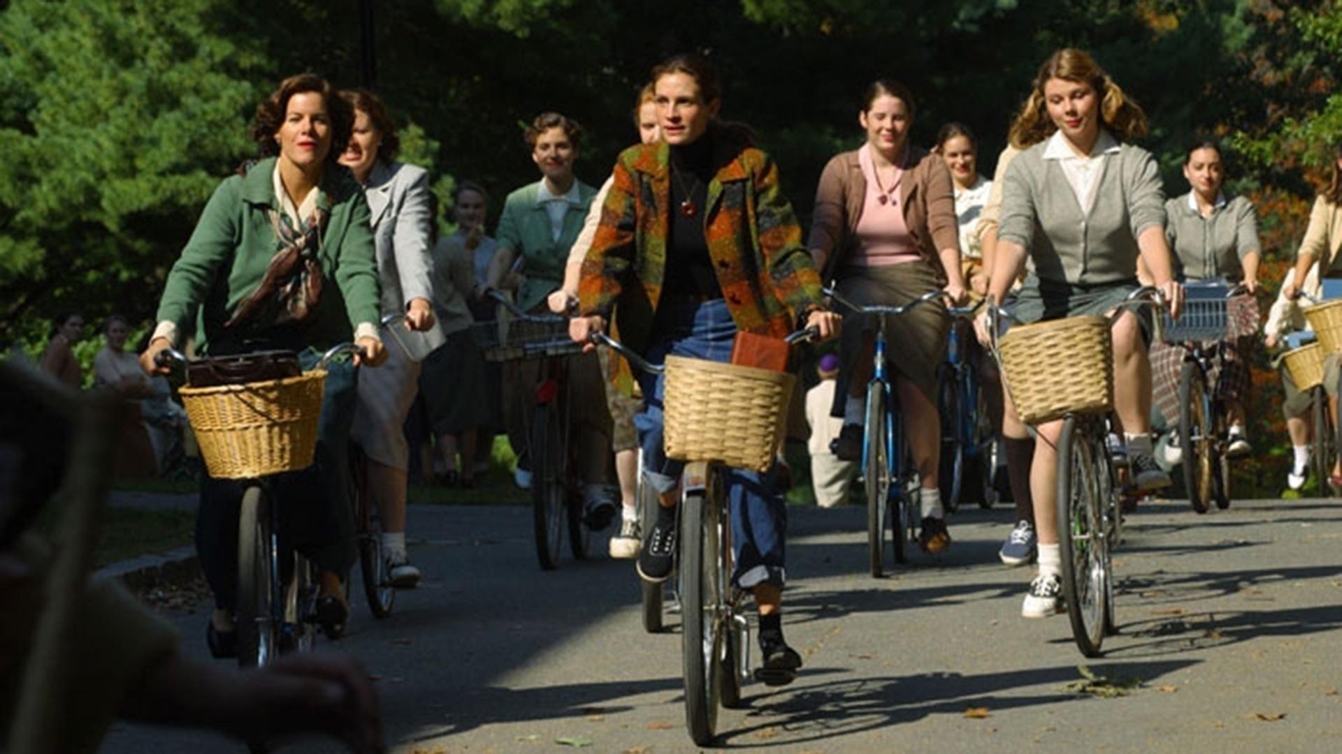 Cena do filme " O Sorriso de Mona Lisa" (2003), de Mike Newell - Reprodução