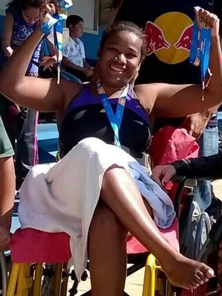 Carmelita Carvalho, 39 anos, paratleta de natação - Arquivo pessoal - Arquivo pessoal