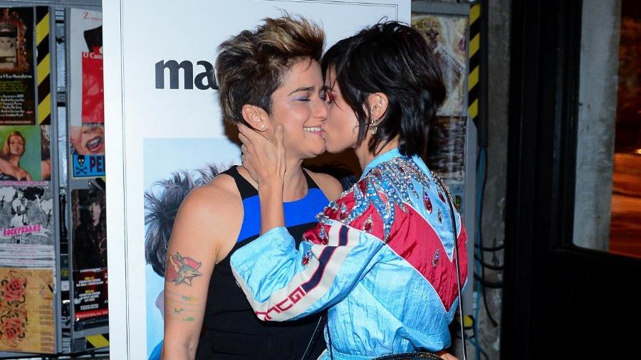 Nanda Costa beija Lan Lanh em evento da revista "Marie Claire" em São Paulo - Francisco Cepeda/AgNews