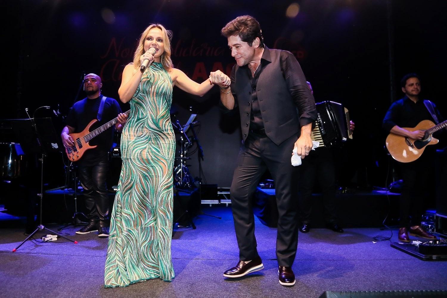 Eliana e Daniel comandam noite solidária dos Amigos da AACD no Grand Hyatt em São Paulo na quarta-feira (11) - Marcos Ribas/Brazil News