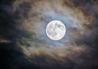 Qual a fase da Lua hoje (12), terça-feira? Veja calendário lunar de agosto (Foto: Unsplash)